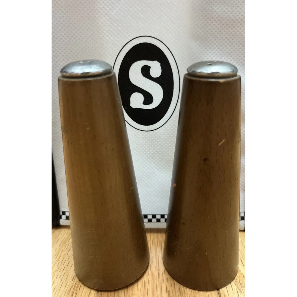 VTG MID-CENTURY‎ Modern SALT PEPPER Shaker Set TAPERED Wood Atomic MCM TABLE LEG